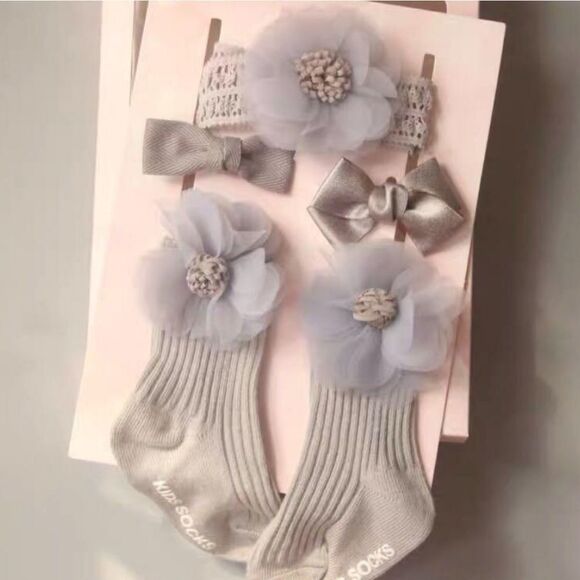 NIB Chicbaby Gray Hair Accessories & Socks - Picture 1 of 7